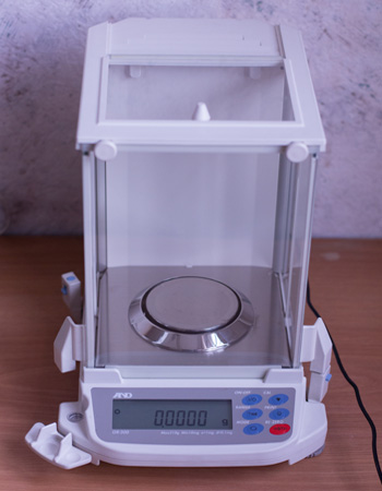 Analytical_scales_AD_GR-300 Dallas Calibration Services dalcalserv.com